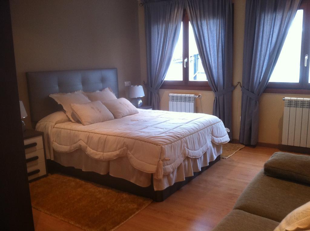 Airinos Aires Hotel Santiago de Compostela Room photo